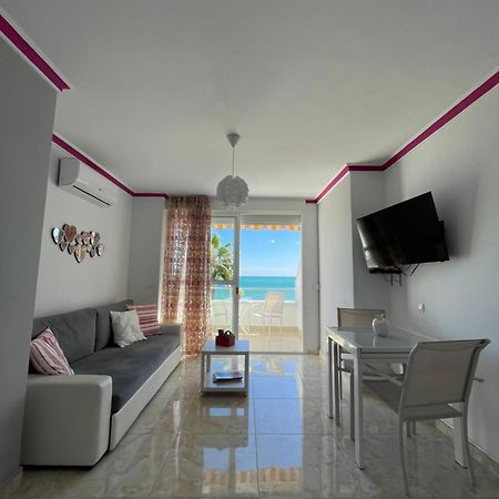 Roca Chica. Studio - First Line Beach Torremolinos Exteriör bild