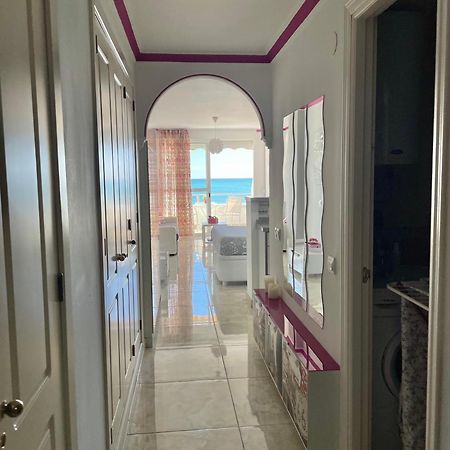 Roca Chica. Studio - First Line Beach Torremolinos Exteriör bild