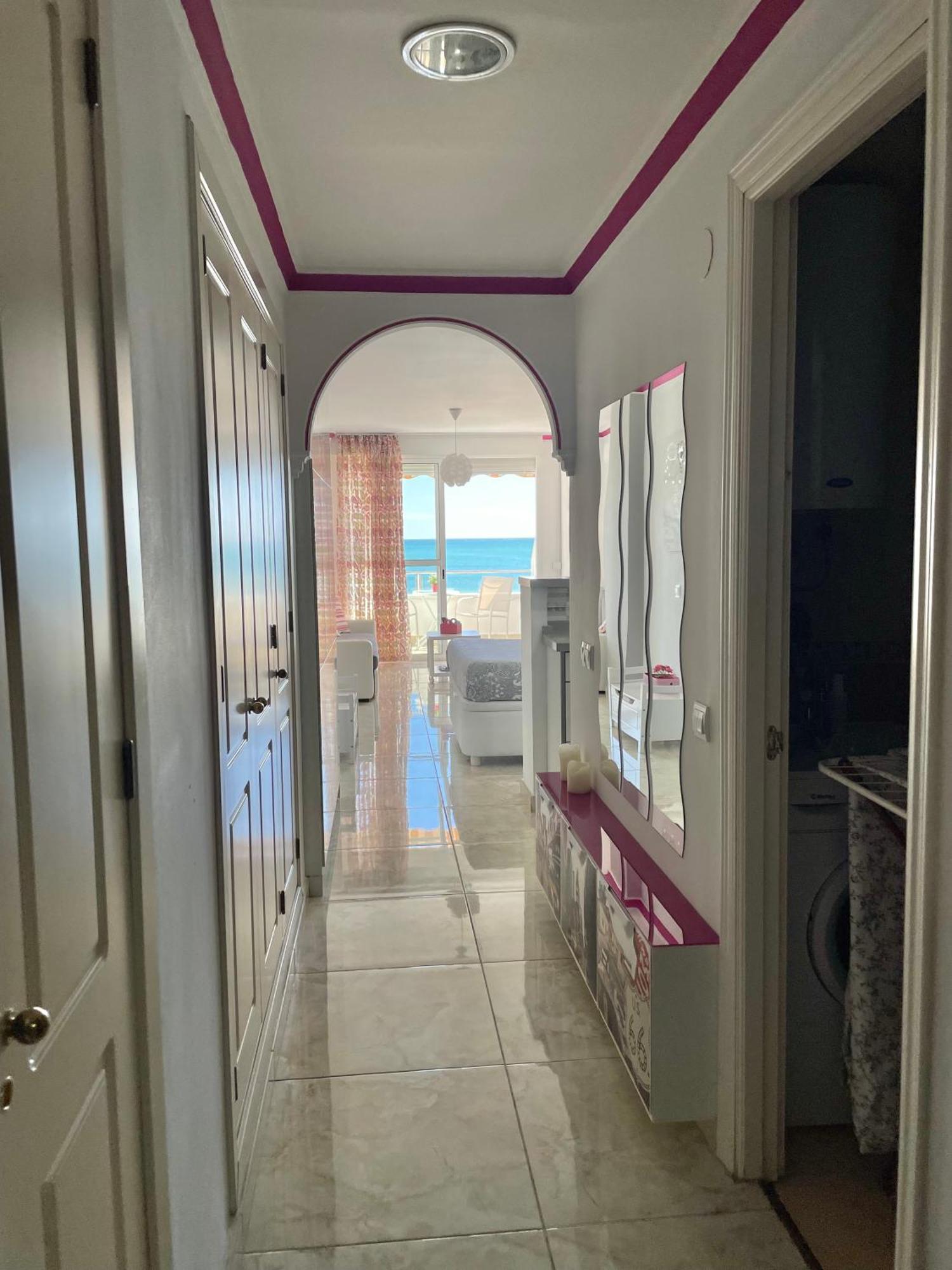 Roca Chica. Studio - First Line Beach Torremolinos Exteriör bild